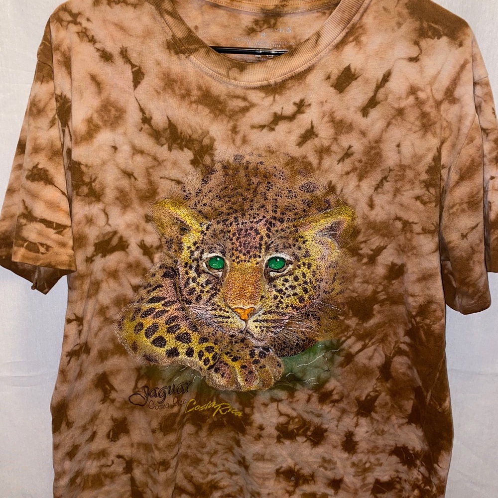 Bleach pattern tiger shirt